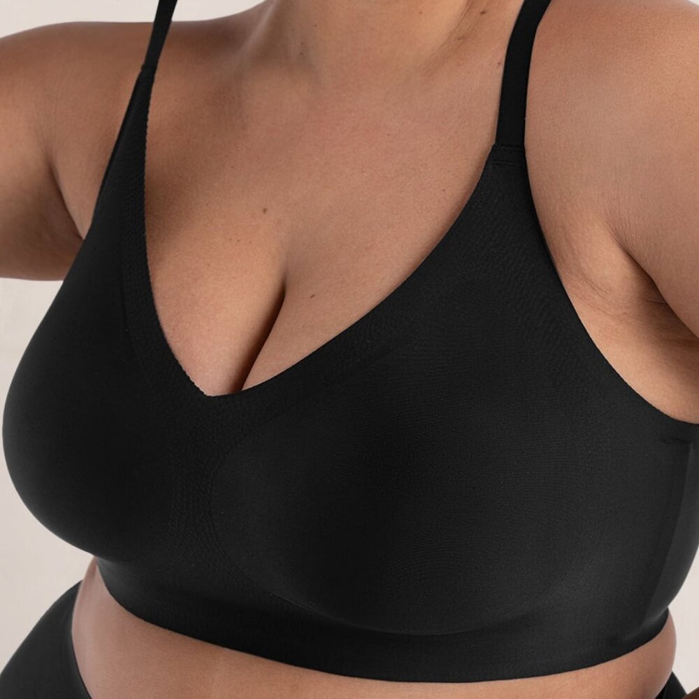 Shapermint Essentials Wireless Bra Color: Black Size: 3XL